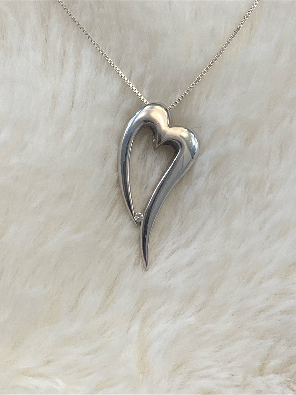 Hot Diamonds Heart